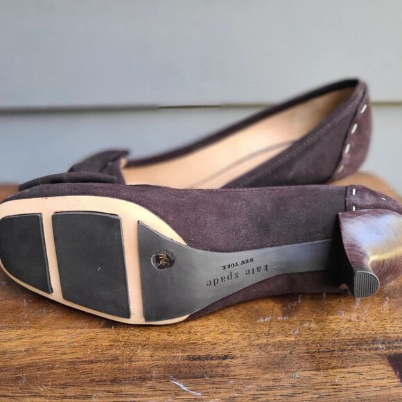 Kate Spade Linette Brown Suede Kitten Heels with Bow NIB!  NWT!  NEW! Size 7 1/2 - Picture 11 of 13